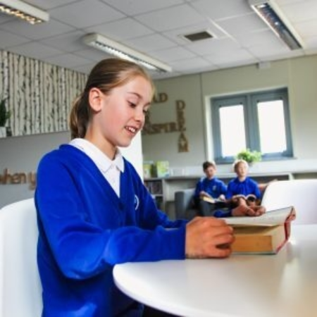 Eng Reading 27 IMG 4134 scaled e1696840860962 300x300